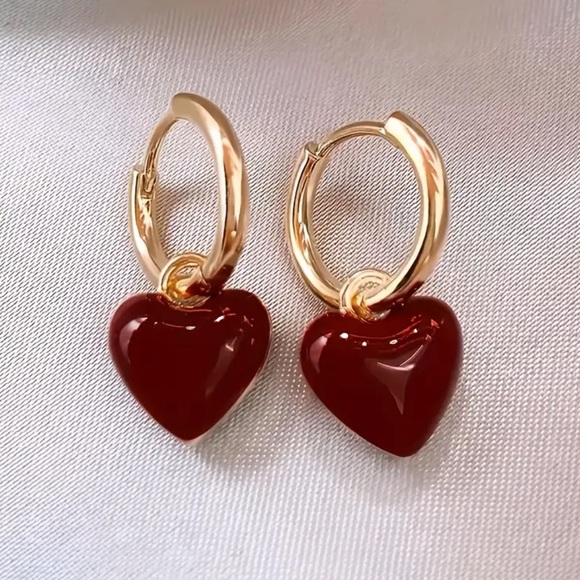 Elegant Red Heart Drop Earrings Chic & Simple Zinc Alloy Dangle Earrings - Picture 11 of 11